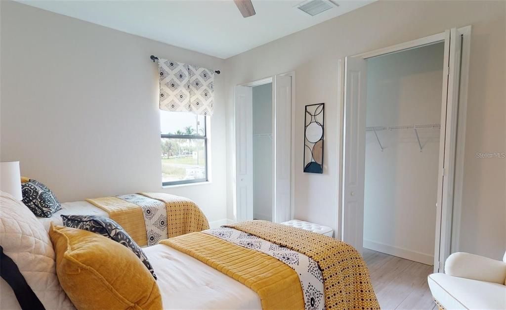 Active With Contract: $850,000 (3 beds, 3 baths, 2456 Square Feet)