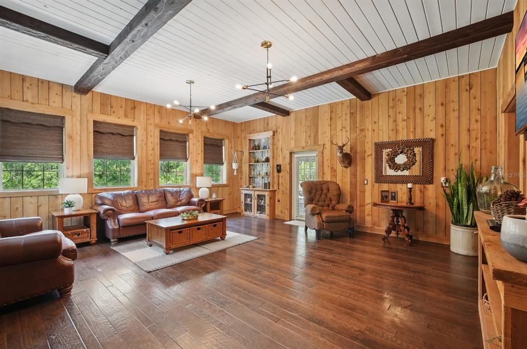 For Sale: $1,395,000 (3 beds, 3 baths, 2756 Square Feet)