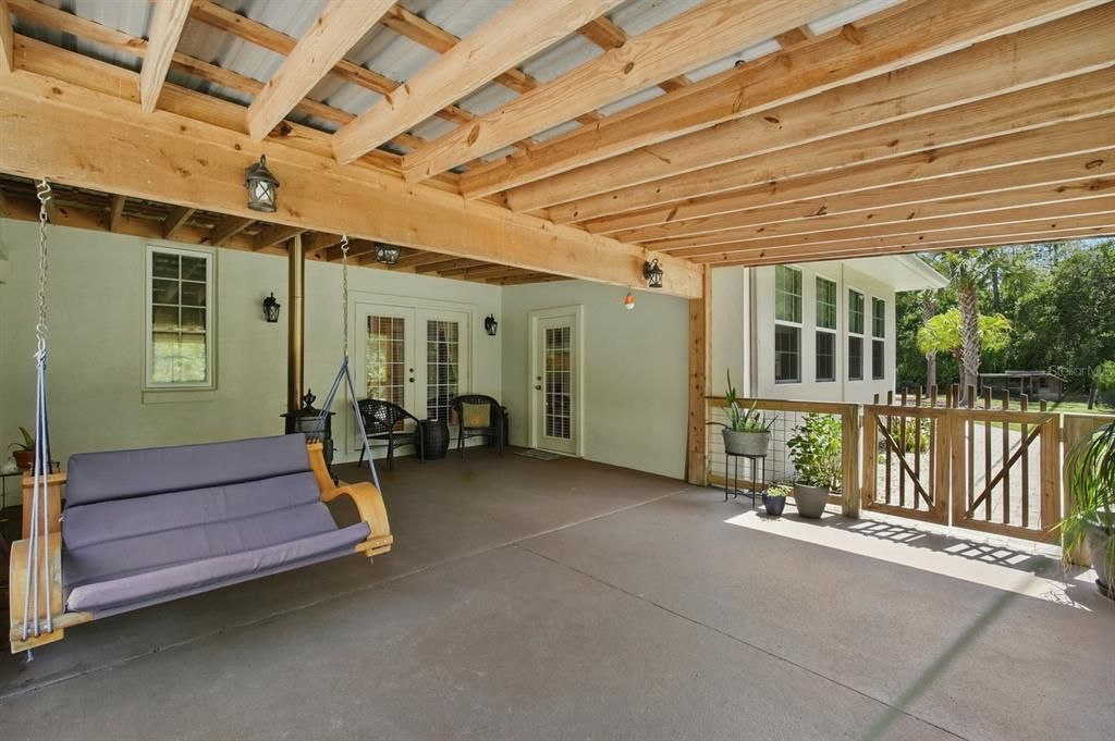 For Sale: $1,395,000 (3 beds, 3 baths, 2756 Square Feet)