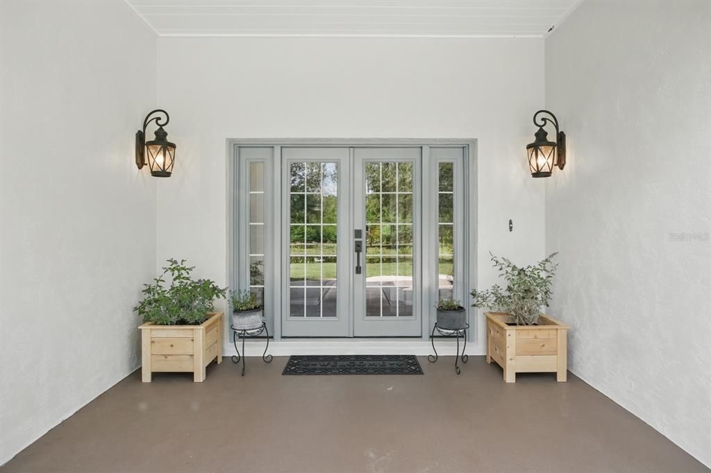 For Sale: $1,395,000 (3 beds, 3 baths, 2756 Square Feet)