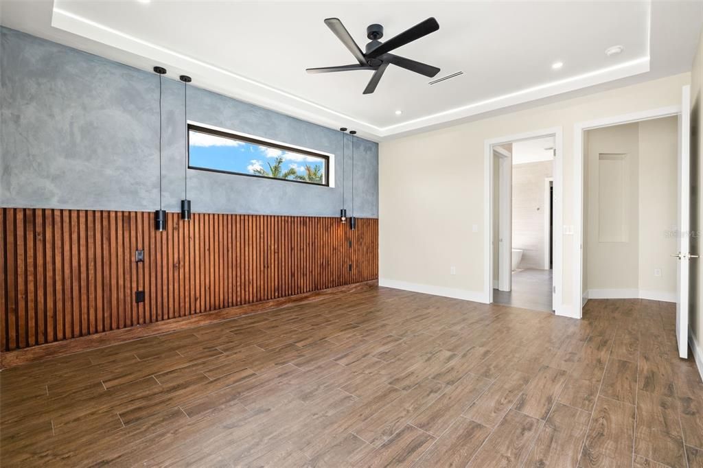 For Sale: $1,599,900 (3 beds, 3 baths, 2869 Square Feet)