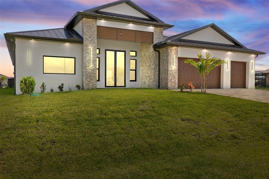 For Sale: $1,599,900 (3 beds, 3 baths, 2869 Square Feet)