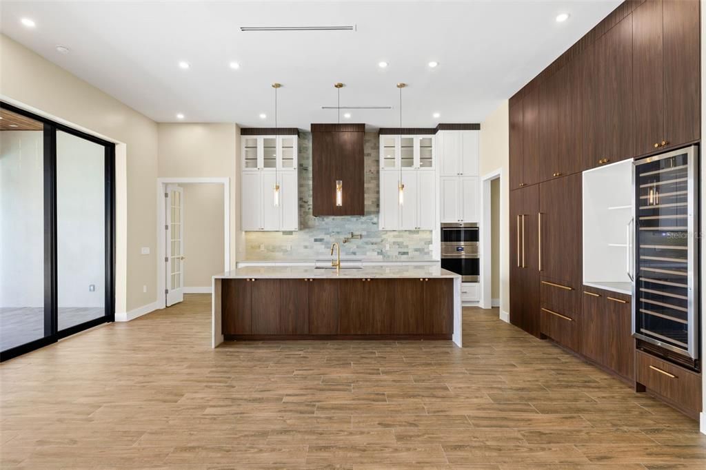 For Sale: $1,599,900 (3 beds, 3 baths, 2869 Square Feet)