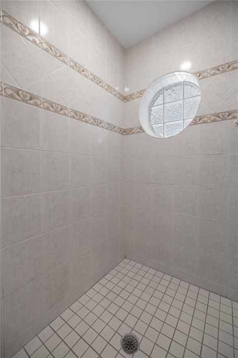 Active With Contract: $709,900 (5 beds, 4 baths, 3489 Square Feet)