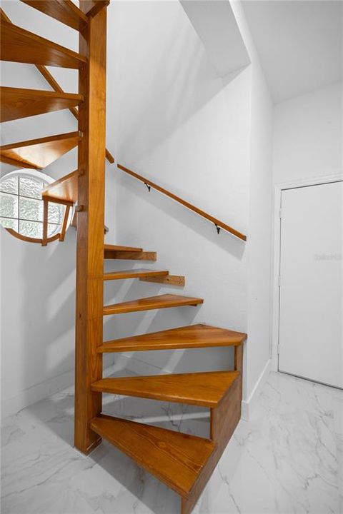 Active With Contract: $709,900 (5 beds, 4 baths, 3489 Square Feet)