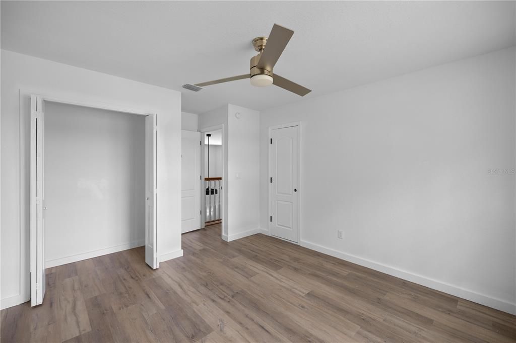 Active With Contract: $709,900 (5 beds, 4 baths, 3489 Square Feet)