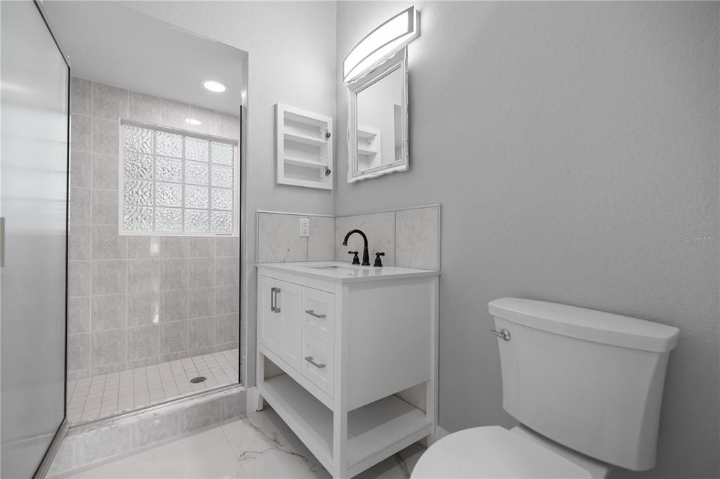 Active With Contract: $709,900 (5 beds, 4 baths, 3489 Square Feet)