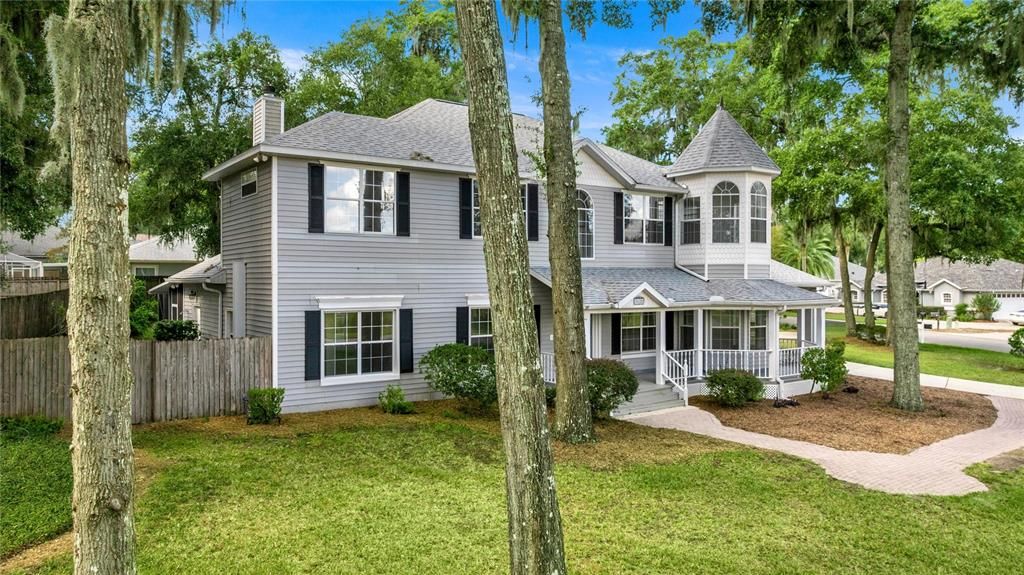 Active With Contract: $709,900 (5 beds, 4 baths, 3489 Square Feet)