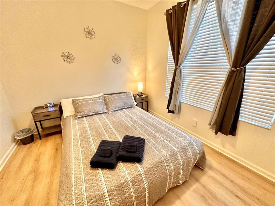 В аренду: $4,500 (3 спален, 3 ванн, 1440 Квадратных фут)