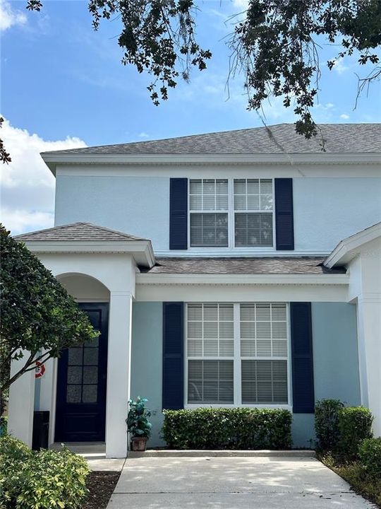 В аренду: $4,500 (3 спален, 3 ванн, 1440 Квадратных фут)