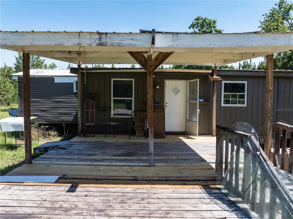 Activo con contrato: $220,000 (4 camas, 2 baños, 1500 Pies cuadrados)