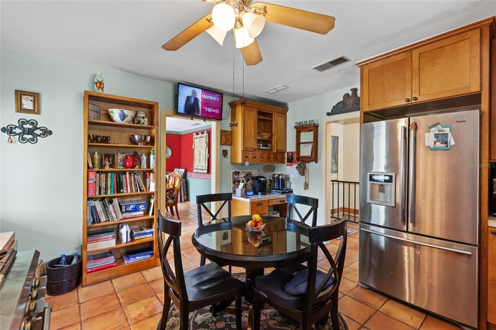 待售: $489,500 (4 贝兹, 3 浴室, 3075 平方英尺)