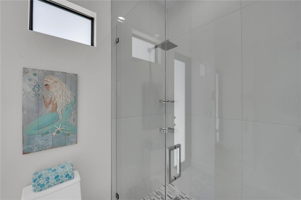 For Sale: $1,175,000 (3 beds, 4 baths, 2713 Square Feet)