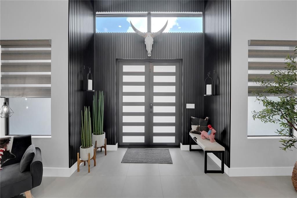 For Sale: $1,175,000 (3 beds, 4 baths, 2713 Square Feet)