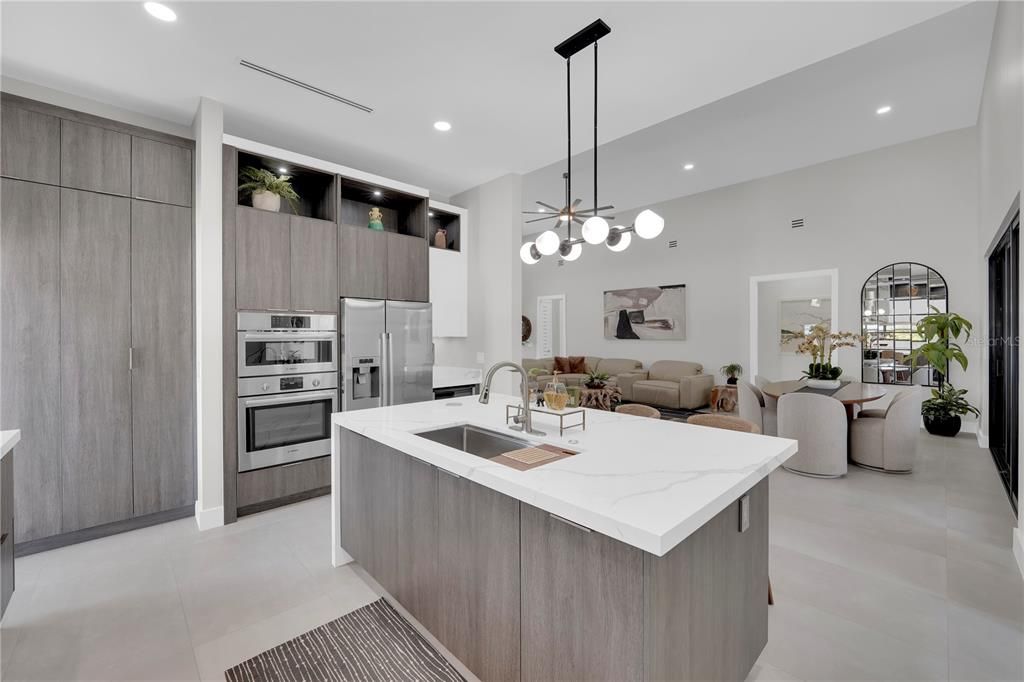 For Sale: $1,175,000 (3 beds, 4 baths, 2713 Square Feet)