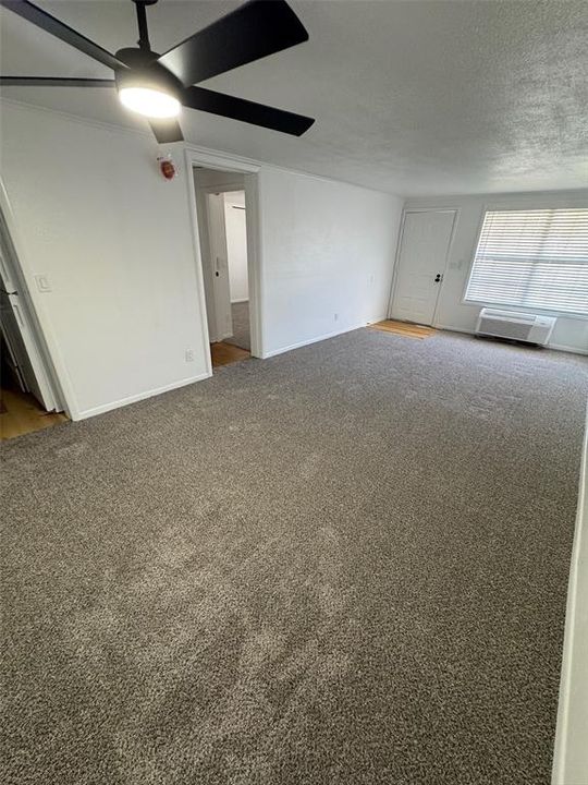 En Renta: $999 (1 camas, 1 baños, 576 Pies cuadrados)