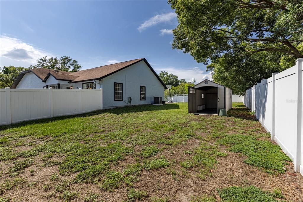 合同活跃: $440,000 (4 贝兹, 3 浴室, 2939 平方英尺)