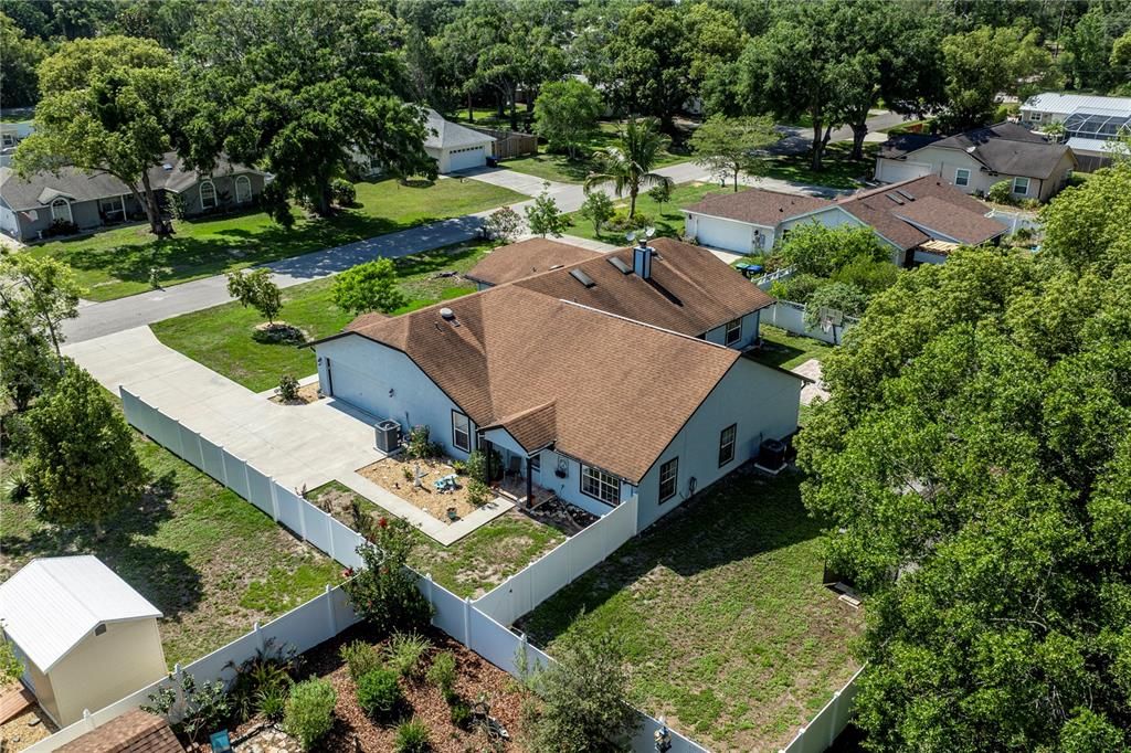 合同活跃: $440,000 (4 贝兹, 3 浴室, 2939 平方英尺)