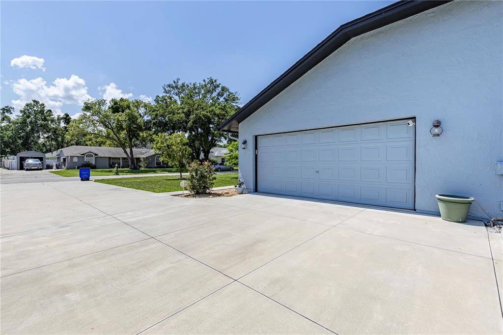 合同活跃: $440,000 (4 贝兹, 3 浴室, 2939 平方英尺)