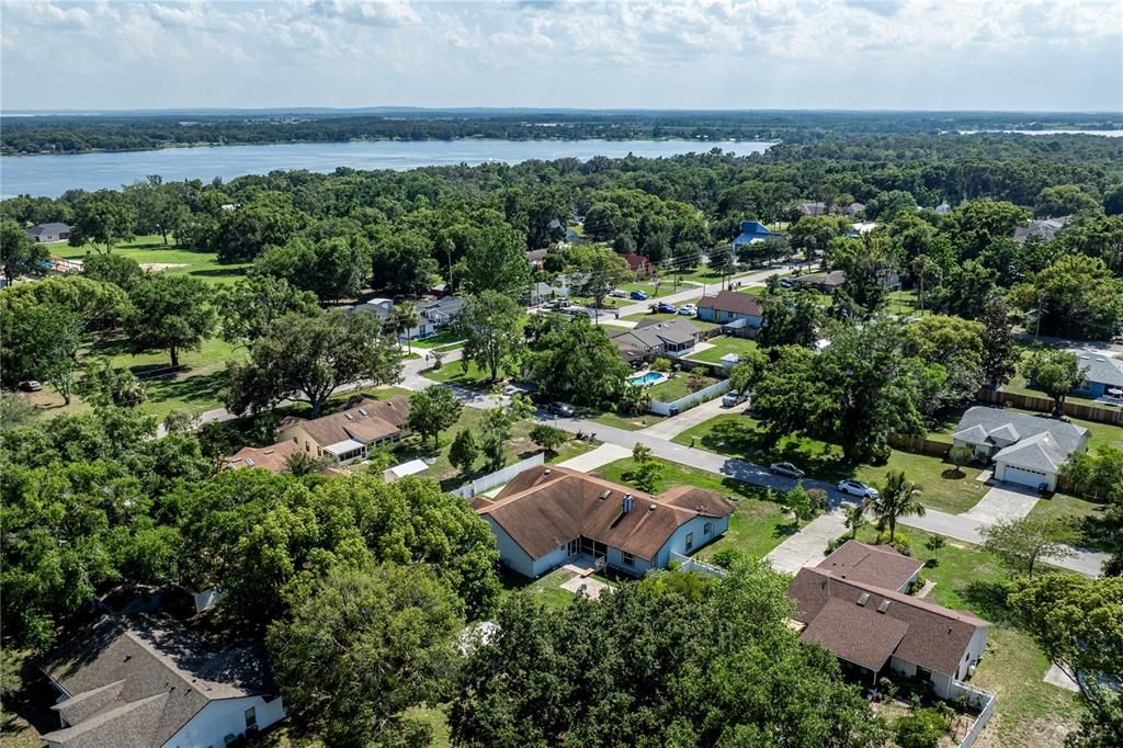 合同活跃: $440,000 (4 贝兹, 3 浴室, 2939 平方英尺)