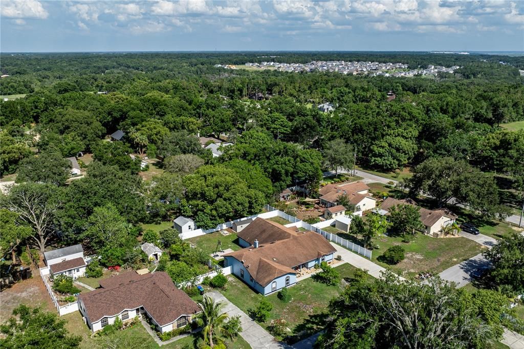 合同活跃: $440,000 (4 贝兹, 3 浴室, 2939 平方英尺)