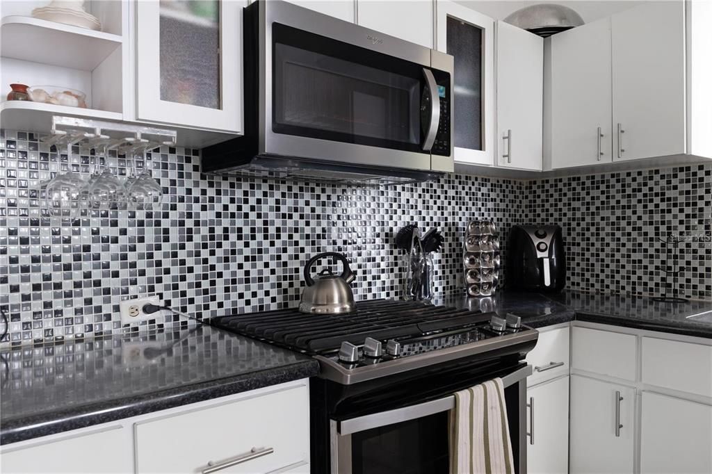 На продажу: $595,000 (5 спален, 3 ванн, 4530 Квадратных фут)