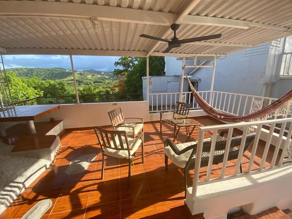 На продажу: $595,000 (5 спален, 3 ванн, 4530 Квадратных фут)