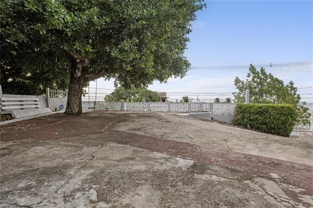 На продажу: $595,000 (5 спален, 3 ванн, 4530 Квадратных фут)