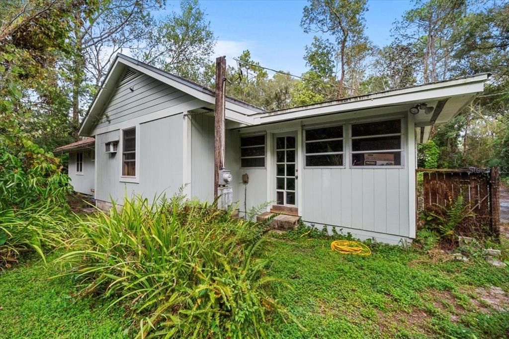 En Venta: $320,000 (3 camas, 2 baños, 2064 Pies cuadrados)