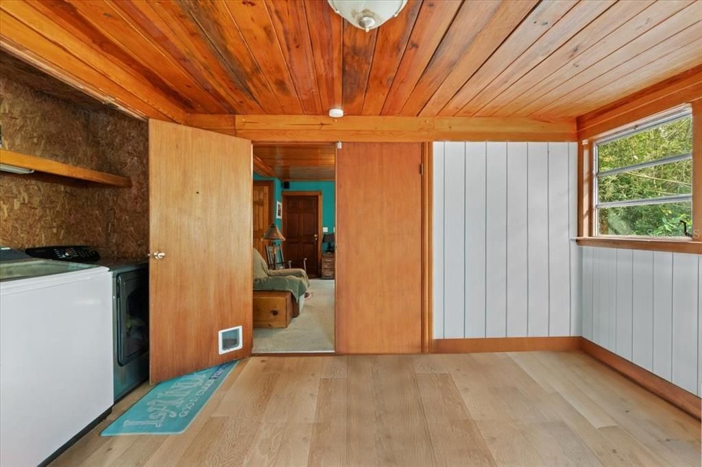 En Venta: $320,000 (3 camas, 2 baños, 2064 Pies cuadrados)