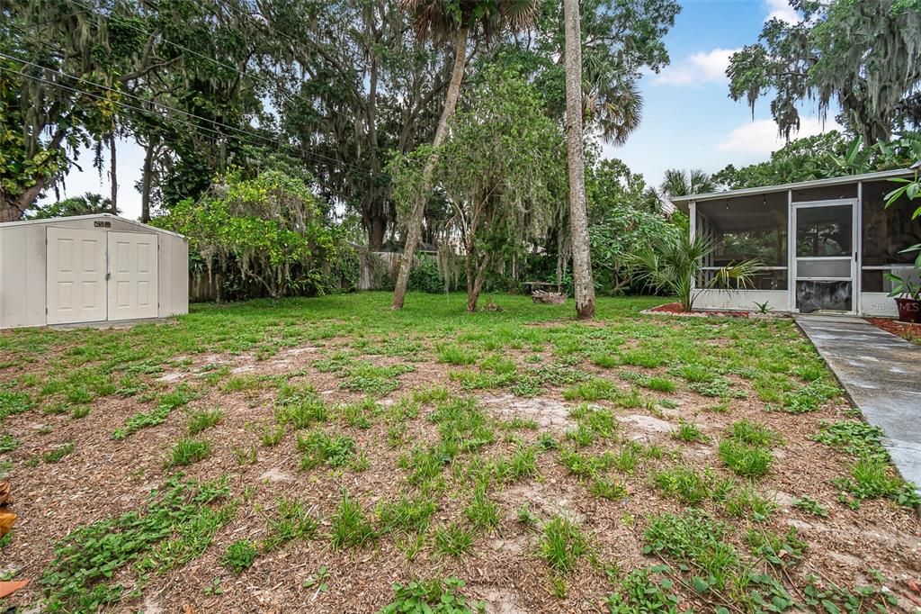 For Sale: $315,000 (3 beds, 2 baths, 1356 Square Feet)