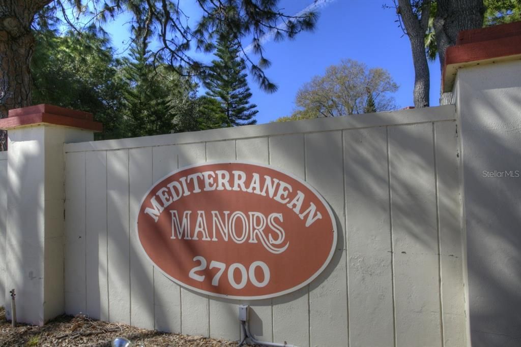 Active With Contract: $128,000 (2 beds, 1 baths, 920 Square Feet)