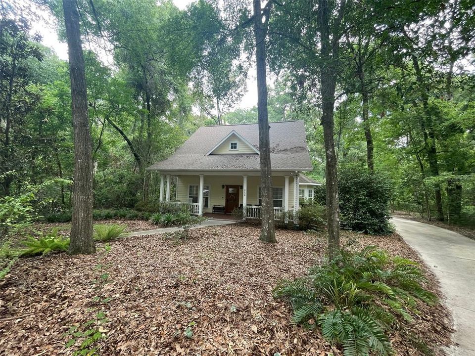 最近售出: $430,000 (3 贝兹, 2 浴室, 1759 平方英尺)