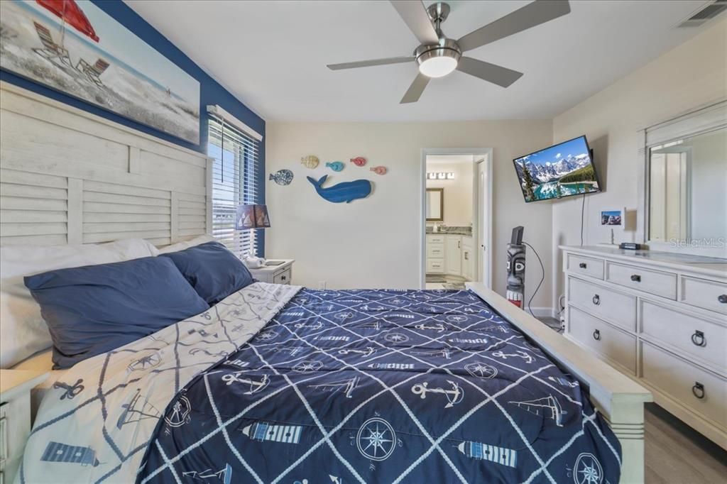 For Sale: $459,900 (3 beds, 2 baths, 1742 Square Feet)