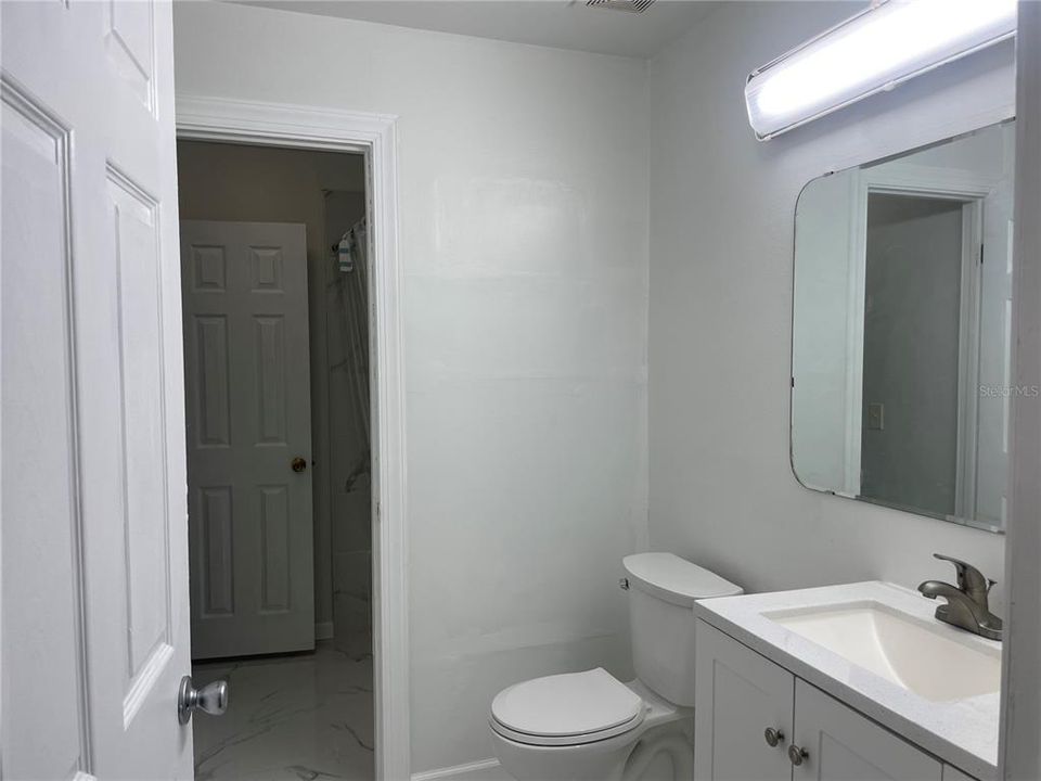 На продажу: $205,000 (3 спален, 1 ванн, 974 Квадратных фут)