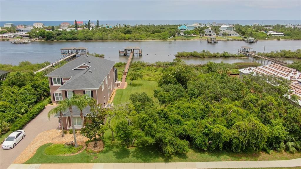 Active With Contract: $364,000 (0.47 acres)