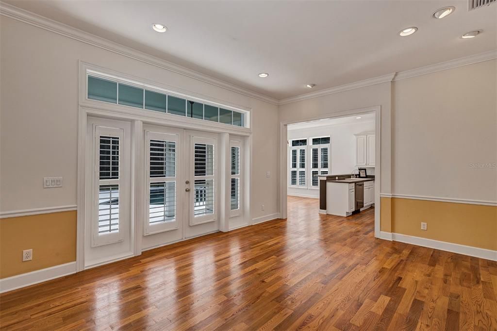 Active With Contract: $899,700 (4 beds, 3 baths, 3105 Square Feet)