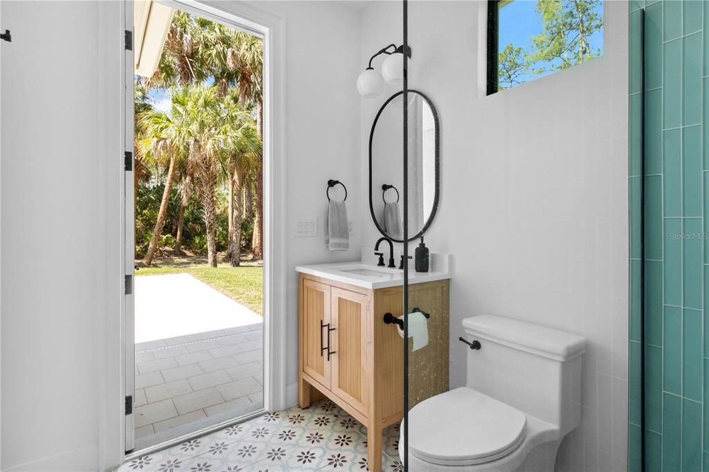 For Sale: $2,450,000 (4 beds, 5 baths, 3839 Square Feet)