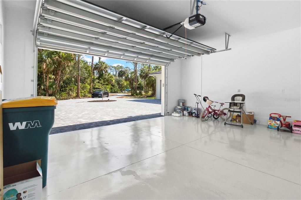 For Sale: $2,450,000 (4 beds, 5 baths, 3839 Square Feet)