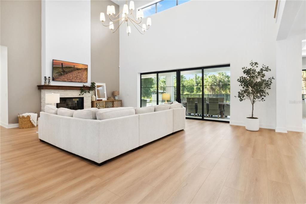 For Sale: $2,450,000 (4 beds, 5 baths, 3839 Square Feet)