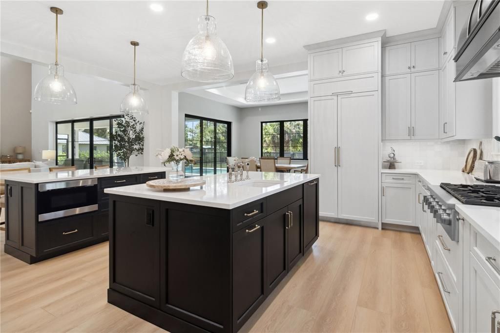 For Sale: $2,450,000 (4 beds, 5 baths, 3839 Square Feet)