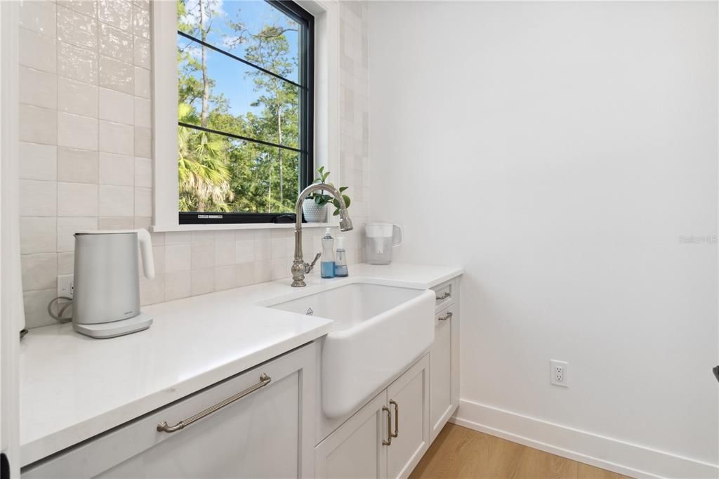 For Sale: $2,450,000 (4 beds, 5 baths, 3839 Square Feet)