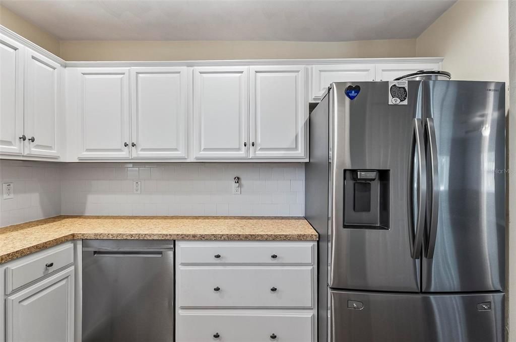 Active With Contract: $209,000 (4 beds, 2 baths, 1734 Square Feet)