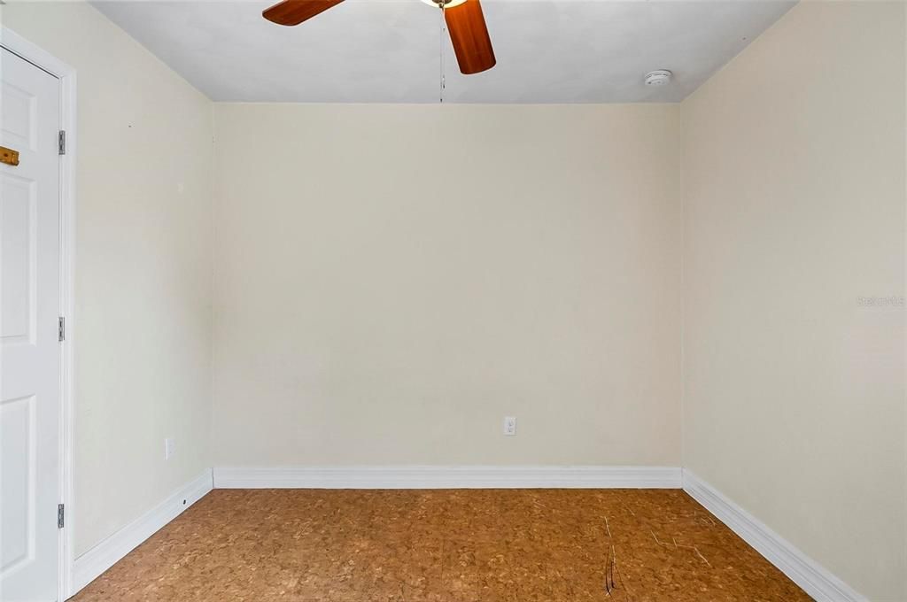 Active With Contract: $209,000 (4 beds, 2 baths, 1734 Square Feet)