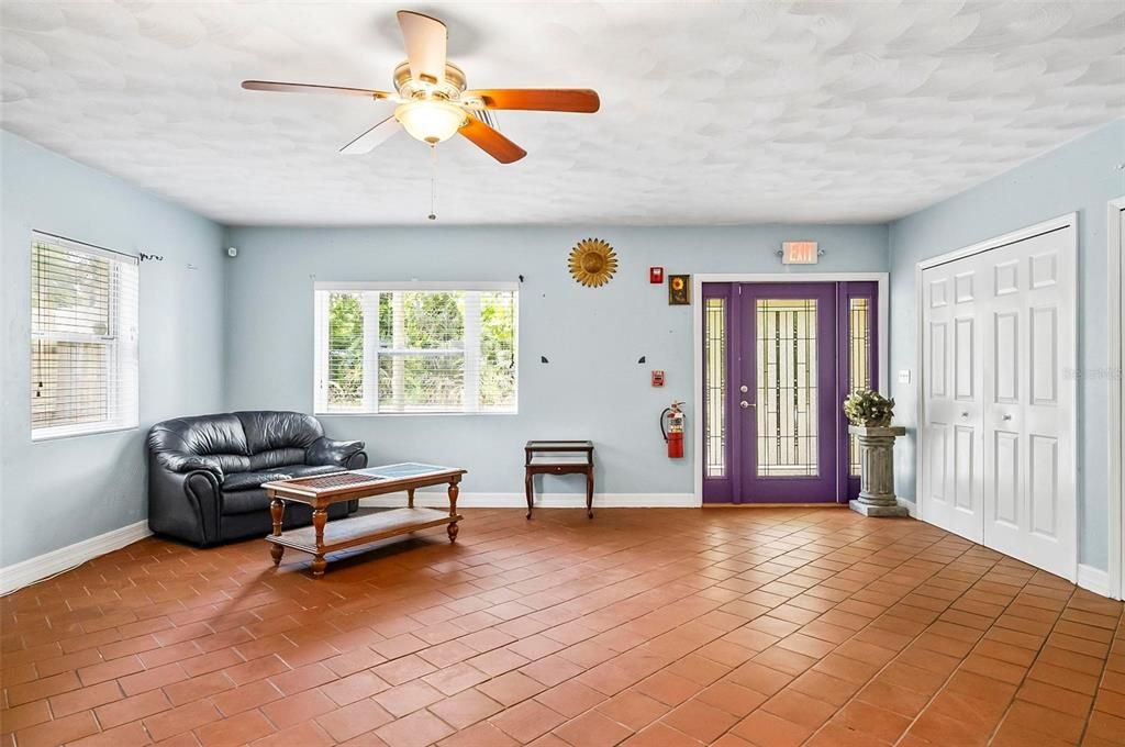 Active With Contract: $209,000 (4 beds, 2 baths, 1734 Square Feet)