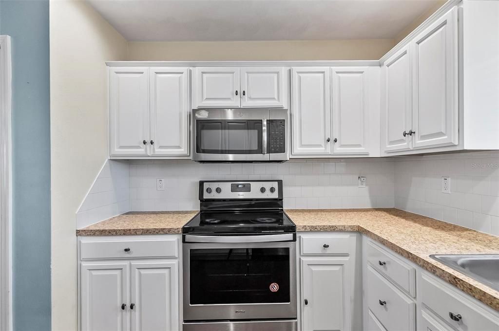 Active With Contract: $209,000 (4 beds, 2 baths, 1734 Square Feet)