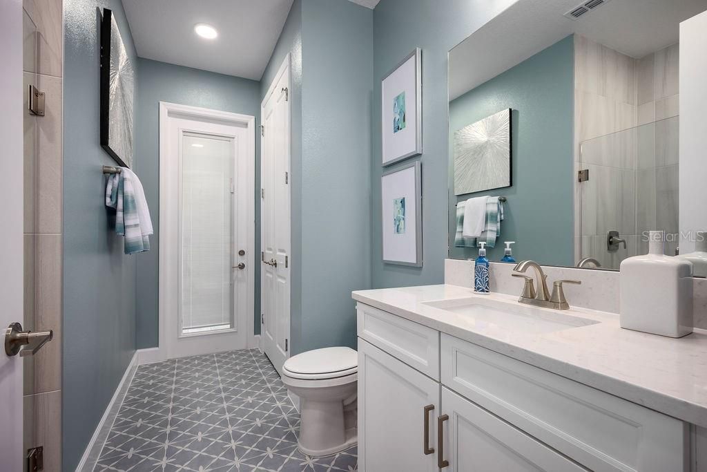 For Sale: $1,199,990 (5 beds, 4 baths, 3962 Square Feet)