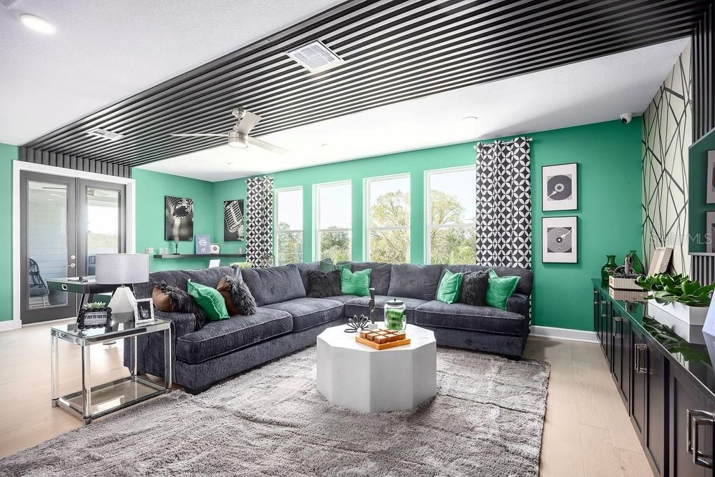 For Sale: $1,199,990 (5 beds, 4 baths, 3962 Square Feet)