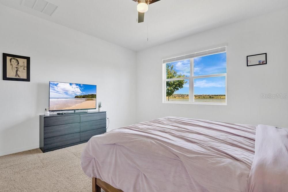 На продажу: $434,900 (3 спален, 3 ванн, 1890 Квадратных фут)