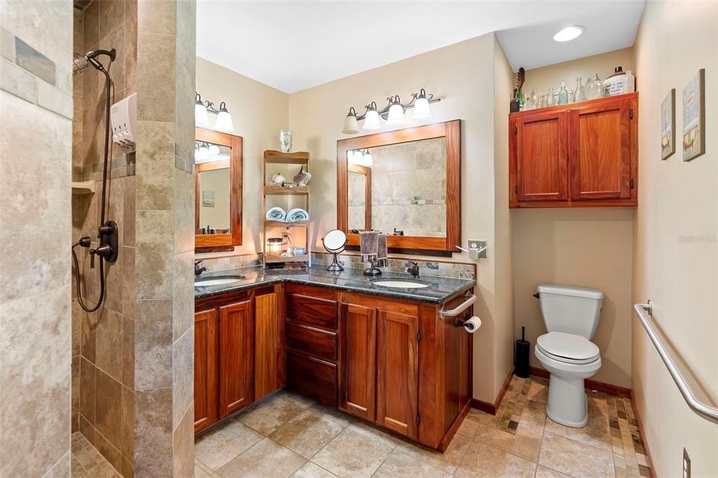 For Sale: $1,300,000 (4 beds, 4 baths, 3017 Square Feet)